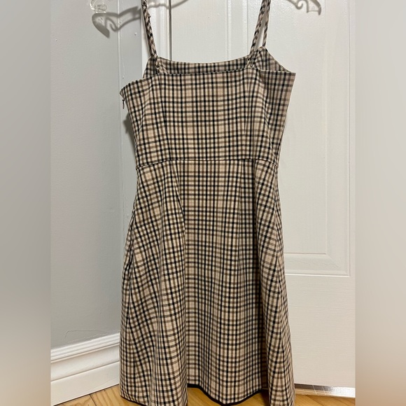 Aritzia Wilfred Mini Structured Dress - Picture 2 of 4